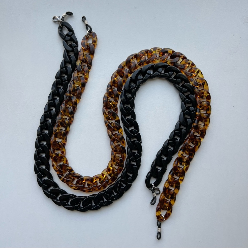 Chunky sunglass Acrylic Chain (bundle of 2)